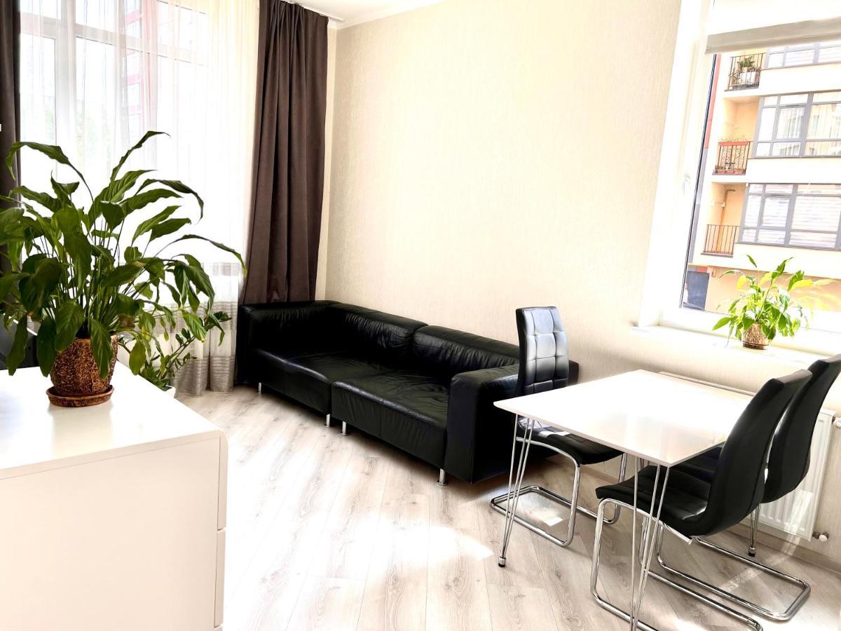 Osapart Cozy Apartment In A Complex Semycvit Lviv Eksteriør billede